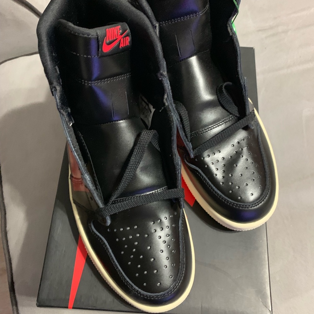 Nike Retro 1 - size 9